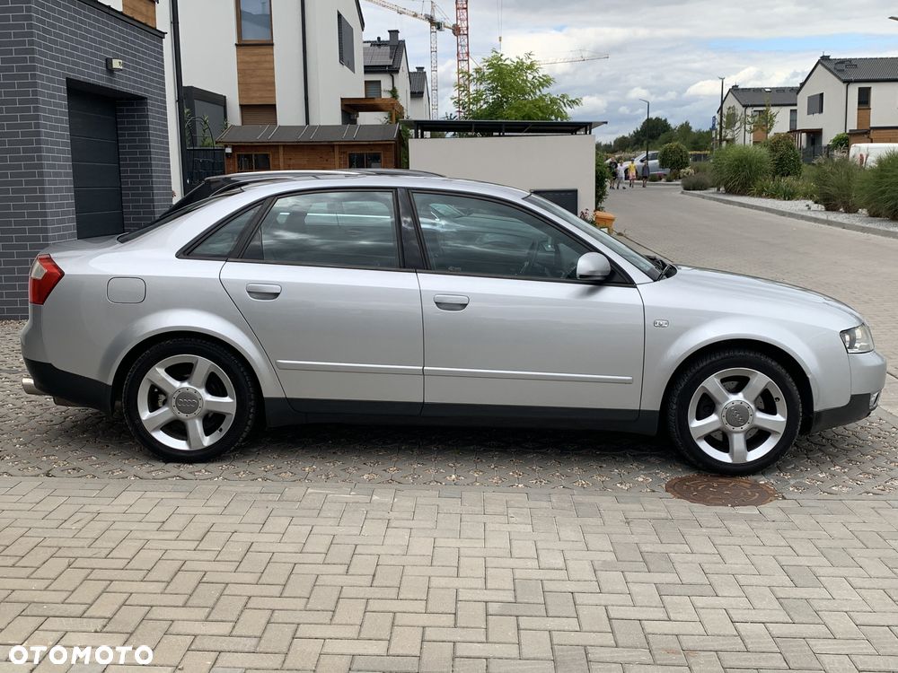 Audi A4 ver-3-0-quattro-tiptronic - 9