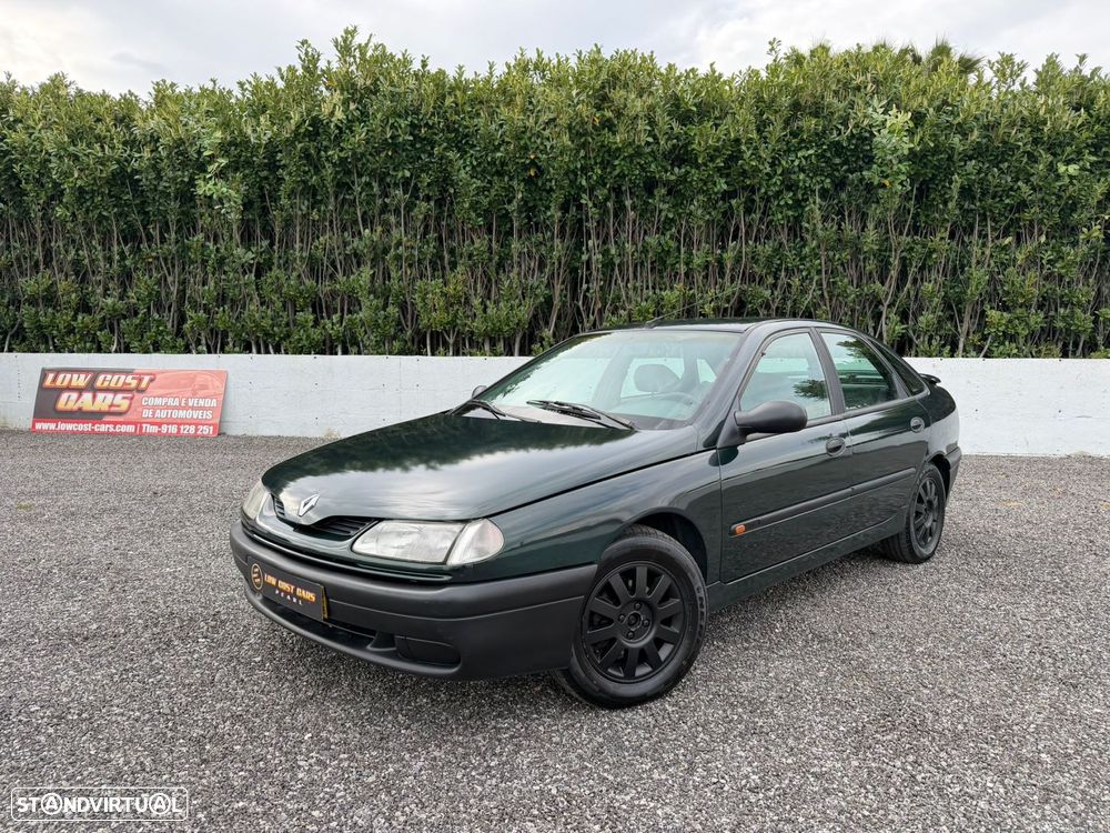 Renault Laguna 2.2 D - 1