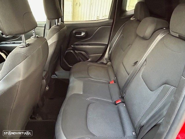 Jeep Renegade 1.0 T Limited - 17