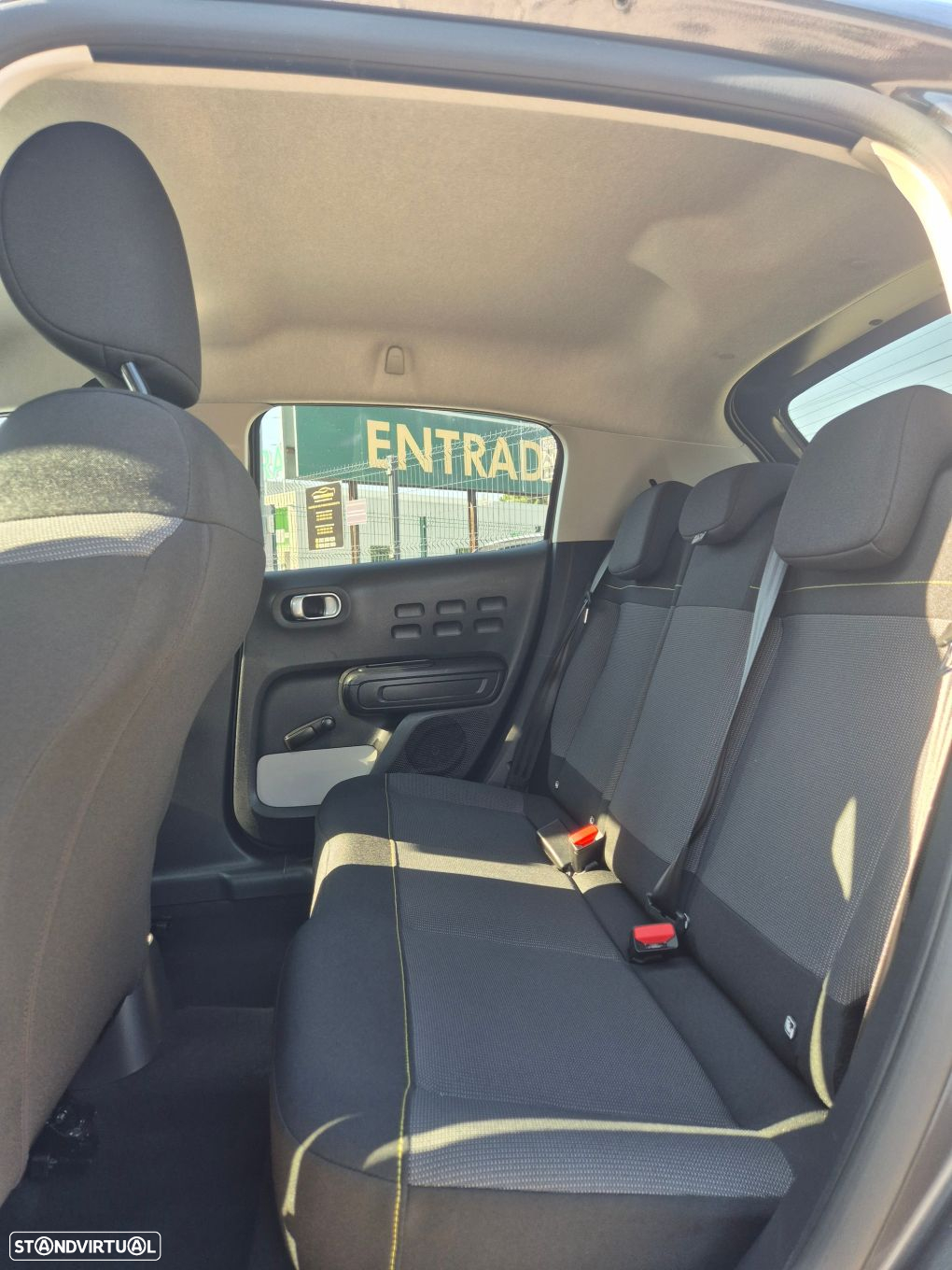 Citroën C3 1.2 PureTech Shine - 13