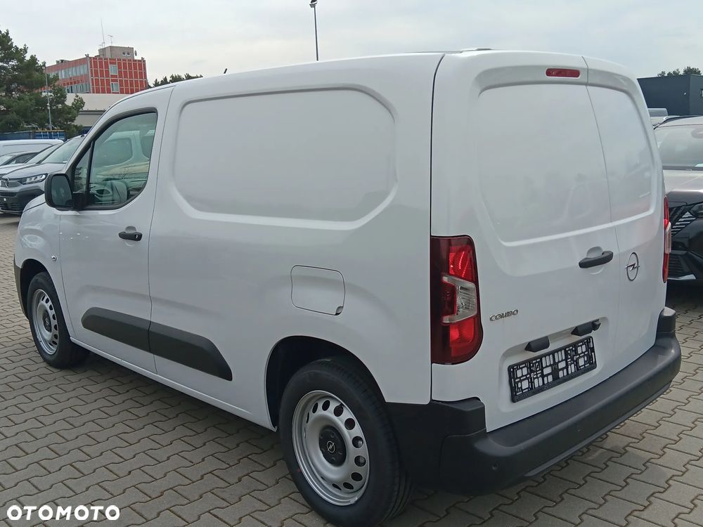 Opel Combo Furgon M 130 KM - 4