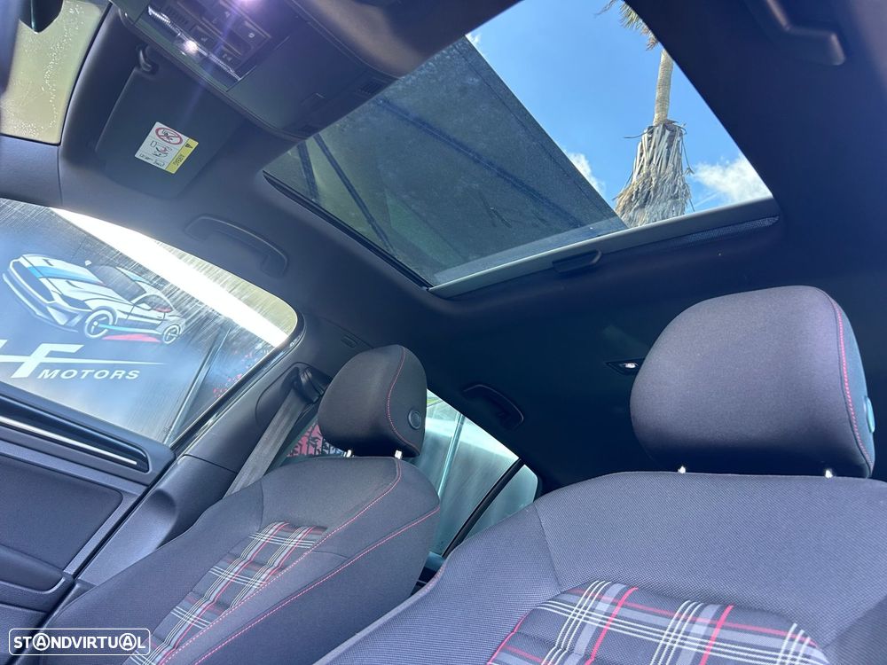 VW Golf 2.0 TSi GTi DSG Performance - 23