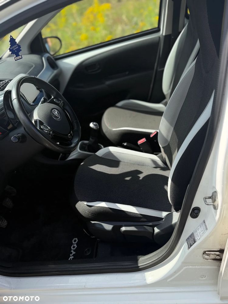 Toyota Aygo x-clusiv - 5