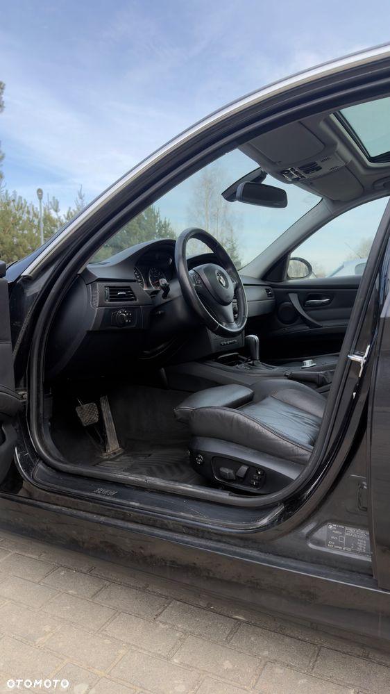 BMW Seria 3 325i - 19