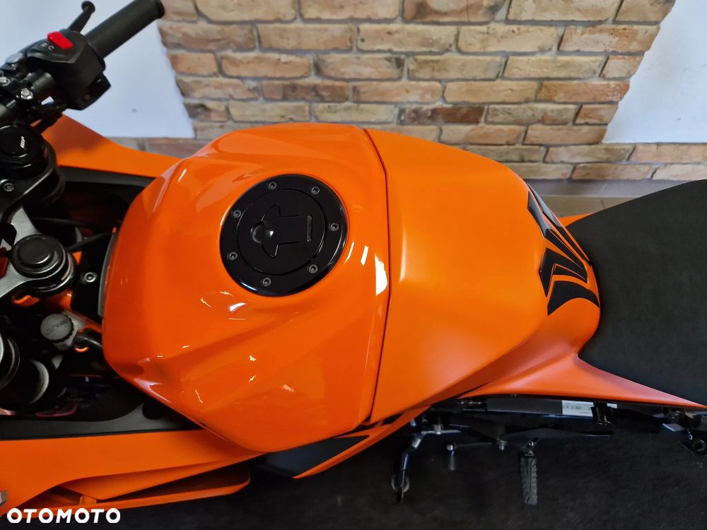 KTM RC 125 - 36
