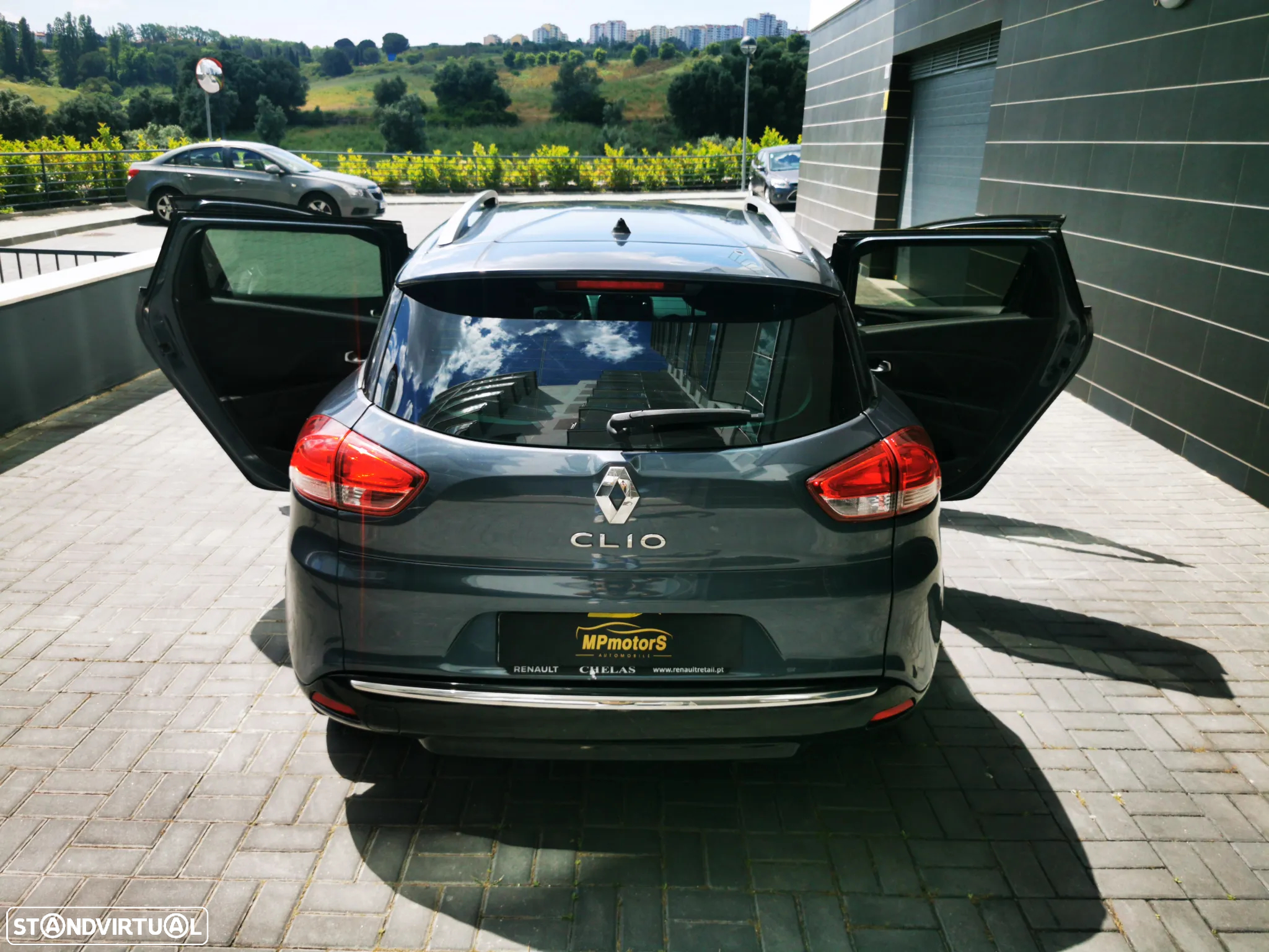 Renault Clio Sport Tourer 1.5 dCi Limited EDition - 8