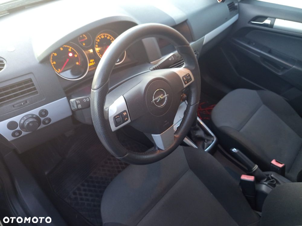 Opel Astra 1.7 CDTI - 8