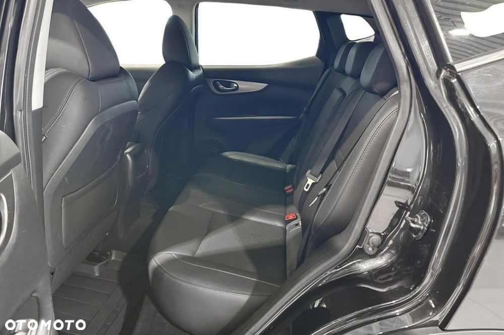 Nissan Qashqai 1.3 DIG-T DCT TEKNA - 12