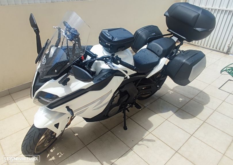 CF Moto 650GT - 1
