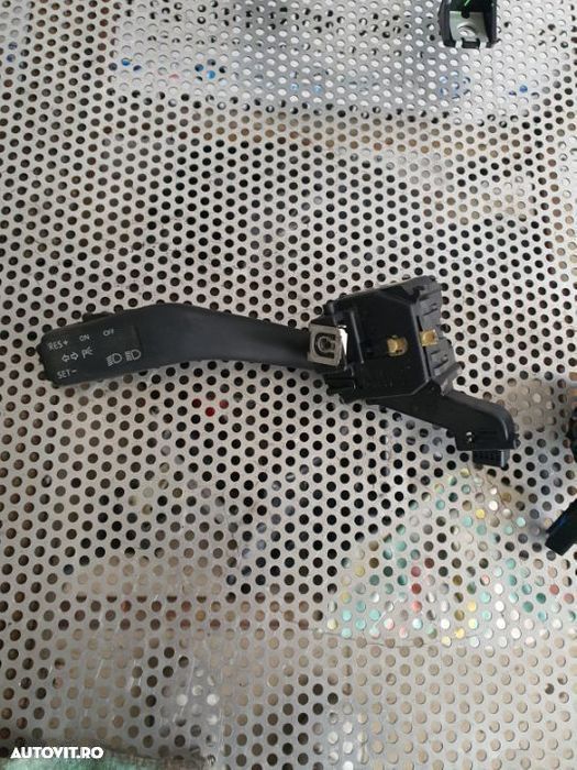 Maneta Semnalizari Stergatoare Tempomat VW Touran Golf 5 Jetta Passat Maneta Semnalizari Stergatoar - 1