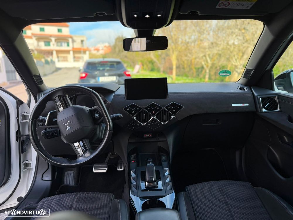 DS DS3 Crossback PureTech 130 Aut. PERFORMANCE LINE + - 2