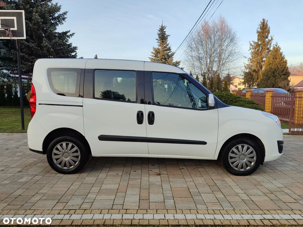 Opel Combo 1.6 CDTI Cosmo Eu6 - 5