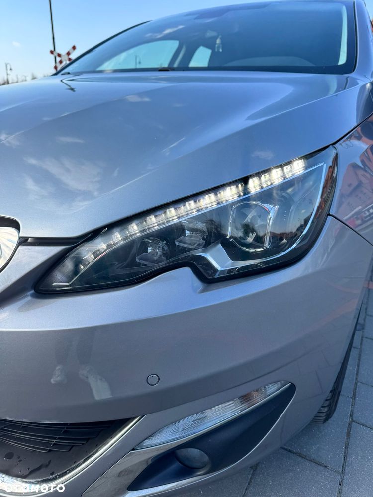 Peugeot 308 BlueHDi 150 Automatik Stop & Start Allure - 3