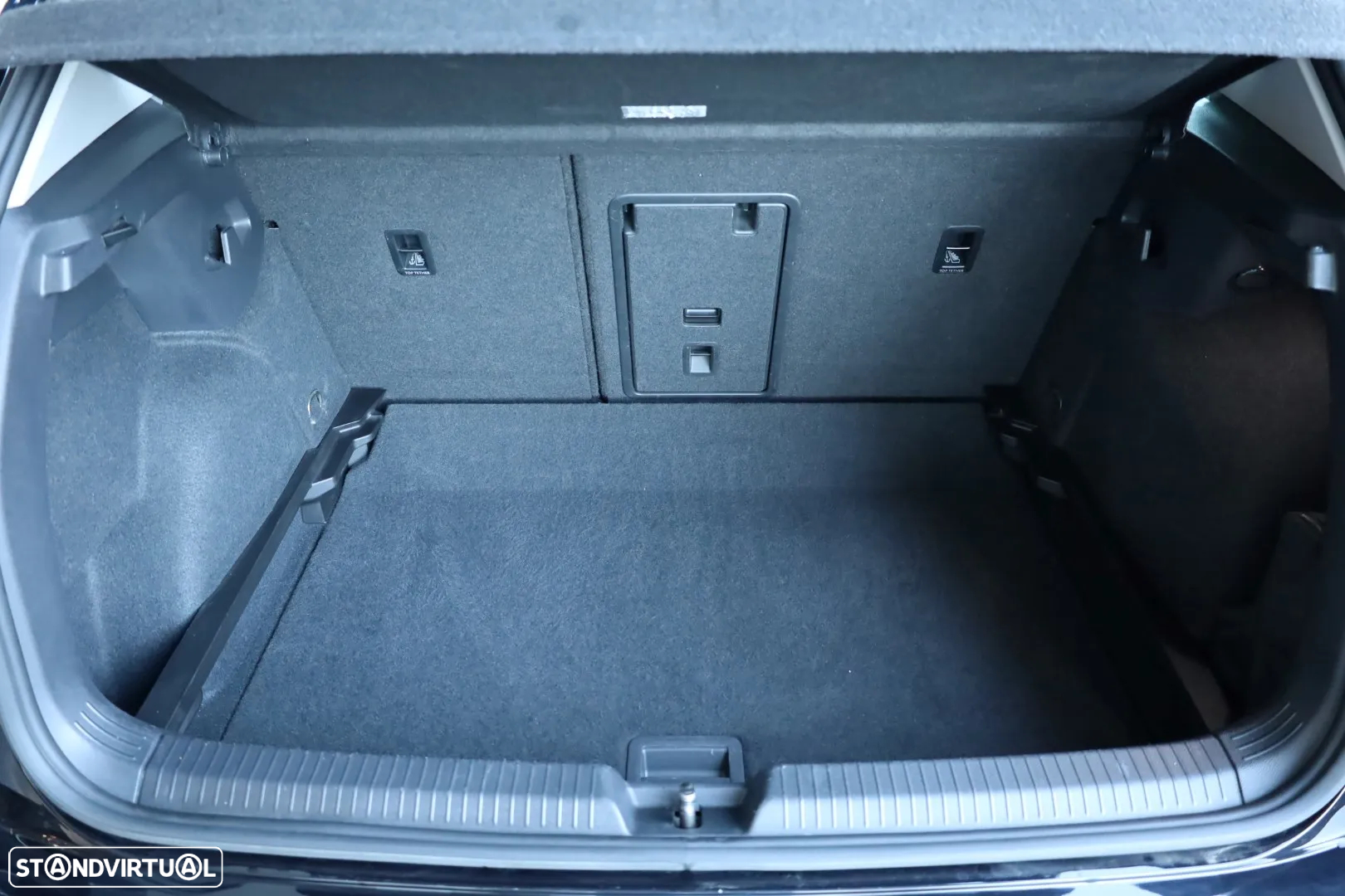VW Golf 1.0 TSI Life - 13