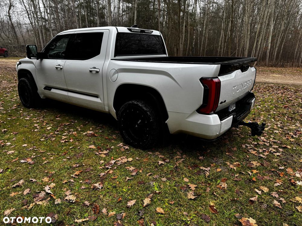 Toyota Tundra - 8