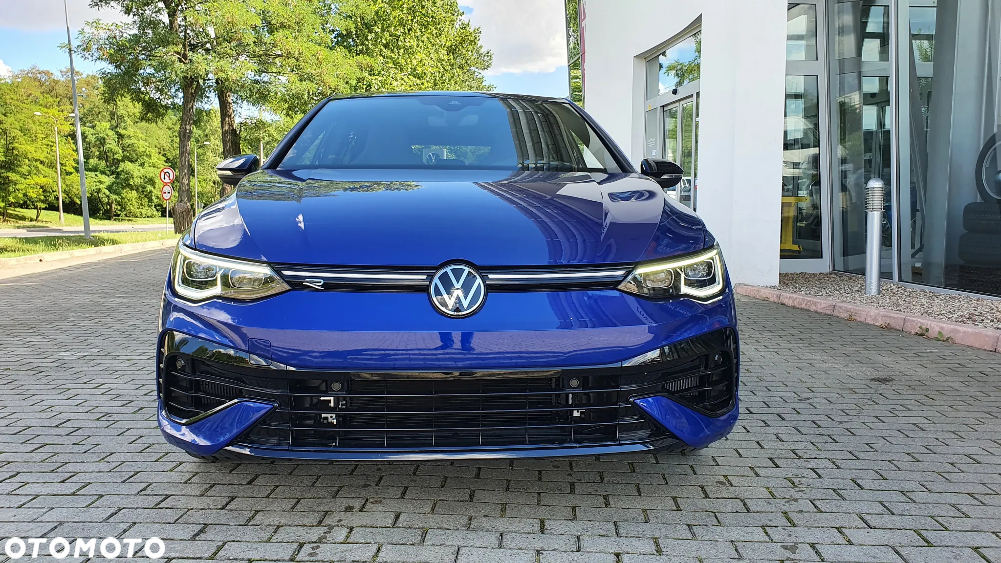 Volkswagen Golf VIII 2.0 TSI 4Motion R Black Edition DSG - 3