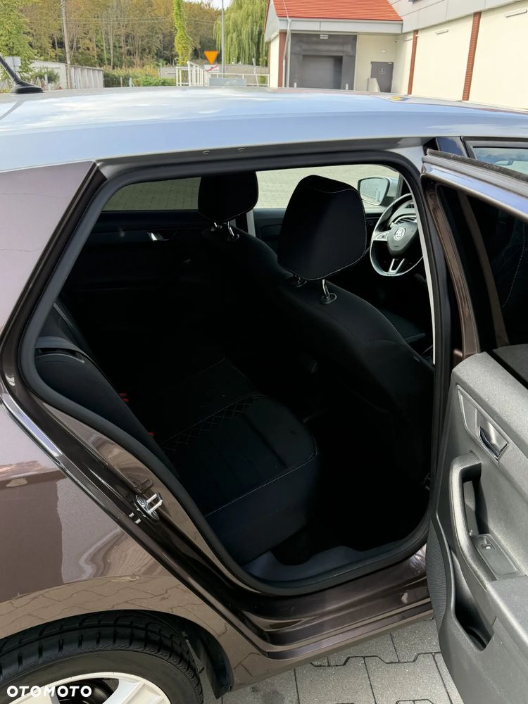 Skoda Fabia - 12