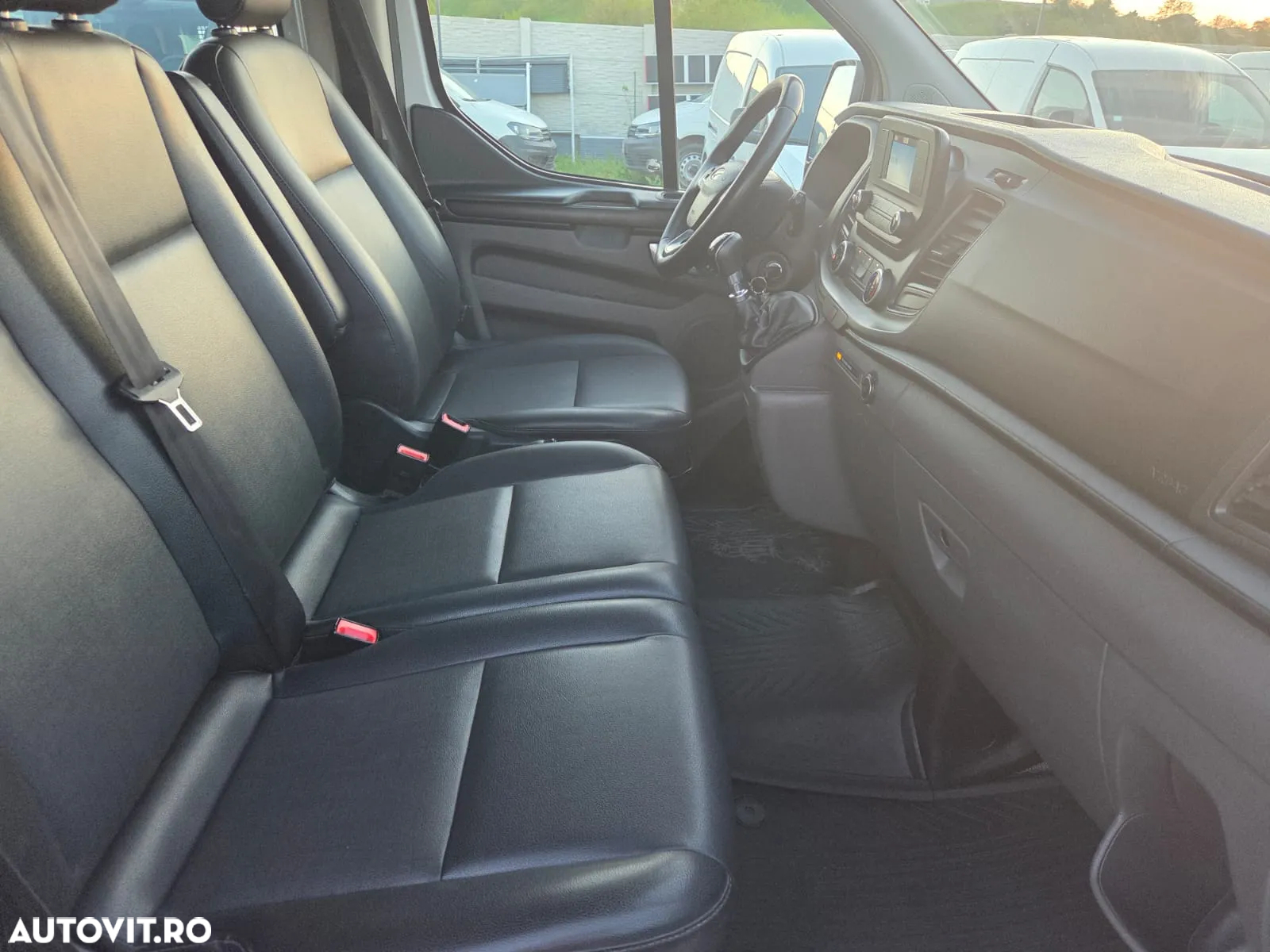 Ford Transit New Custom L2H1 9locuri - 15
