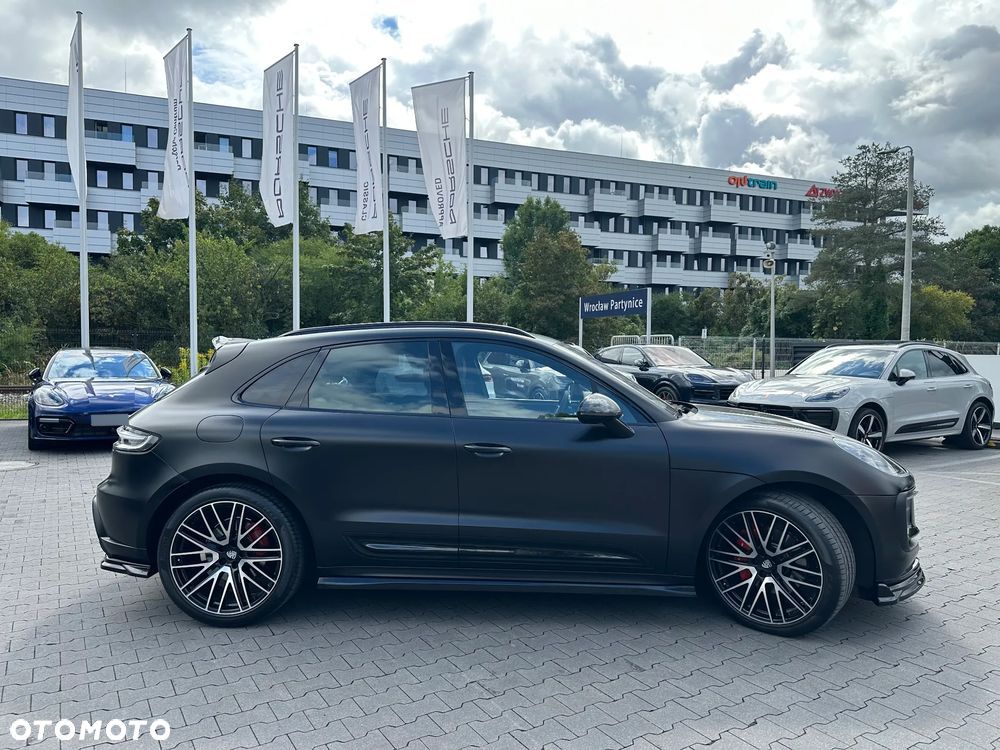 Porsche Macan T - 17