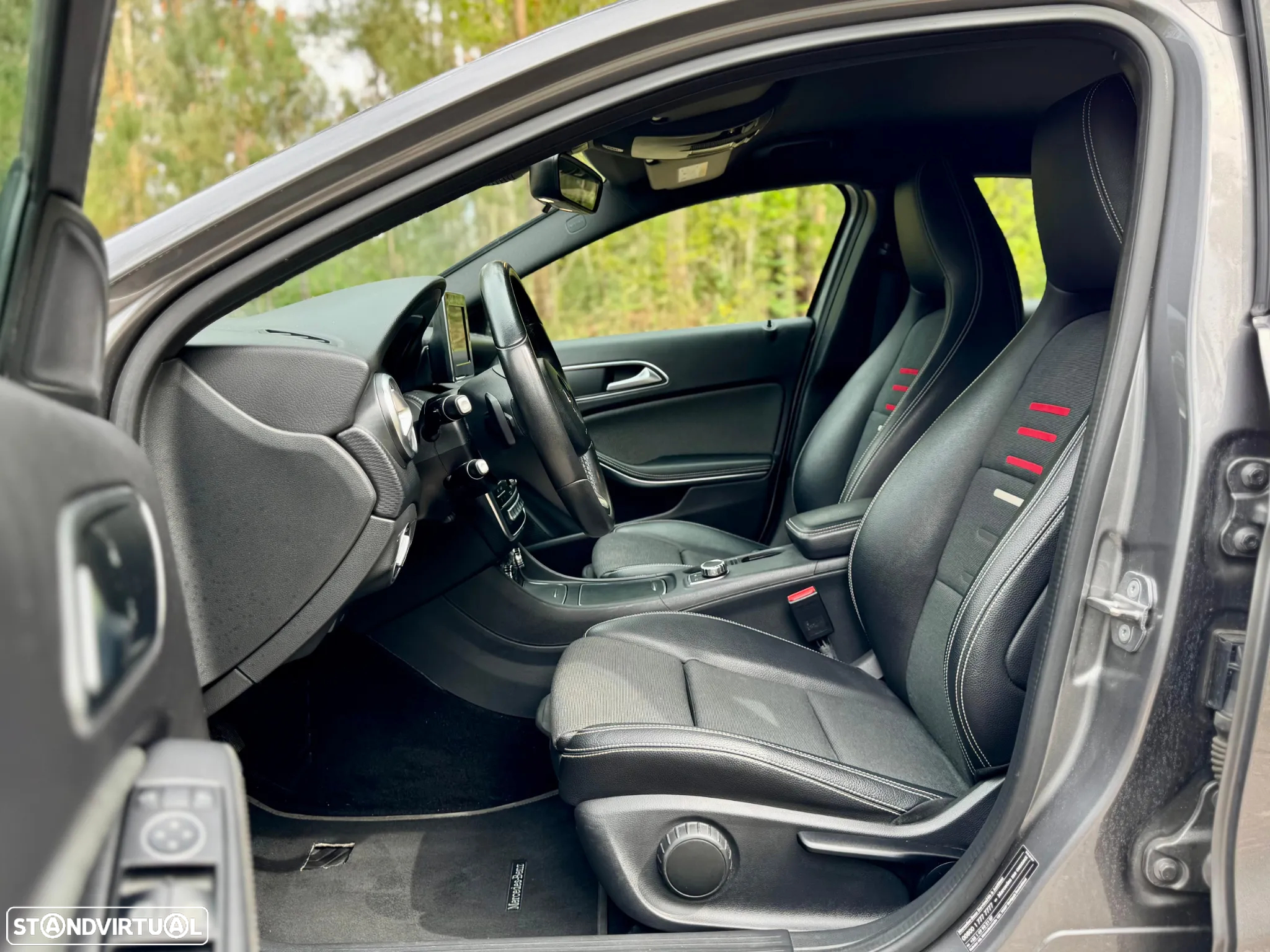 Mercedes-Benz A 180 CDI 7G-DCT Urban - 28