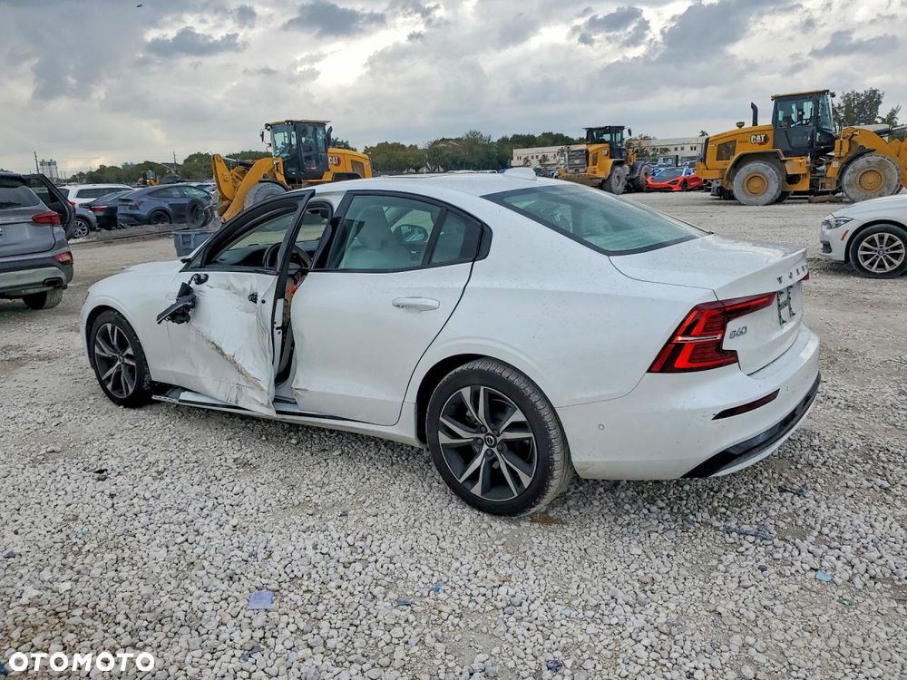 Volvo S60 B5 B AWD R-Design - 7