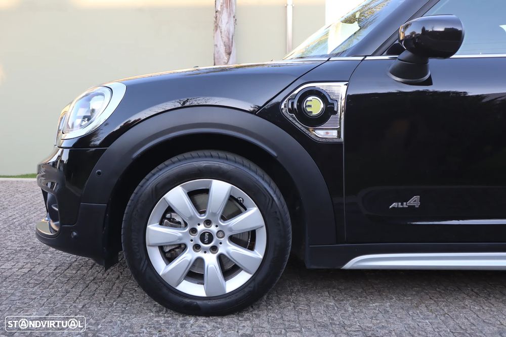 MINI Countryman Cooper SE ALL4 Auto - 9