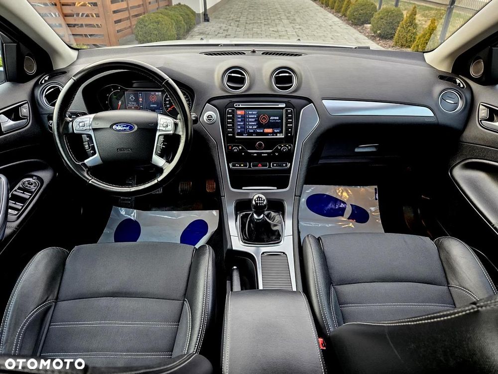 Ford Mondeo 2.0 TDCi Titanium - 19