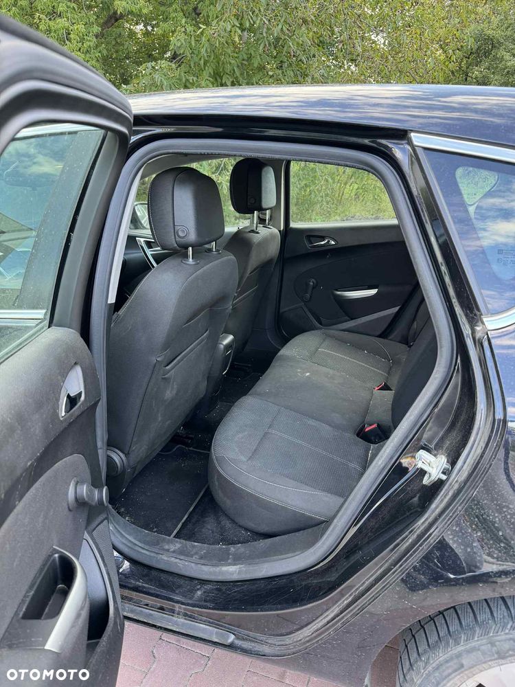 Opel Astra - 10