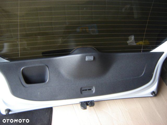 VW UP TAPICERKA KLAPY BAGAŻNIKA NOWA ORYGINAŁ - 1