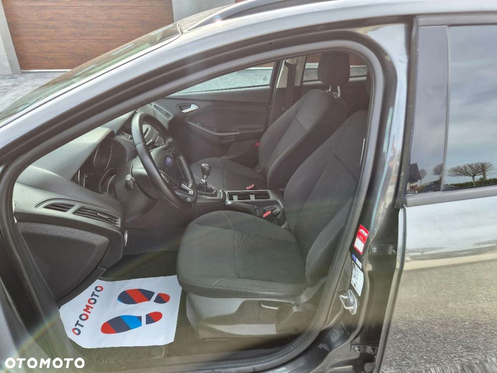 Ford Focus - 14