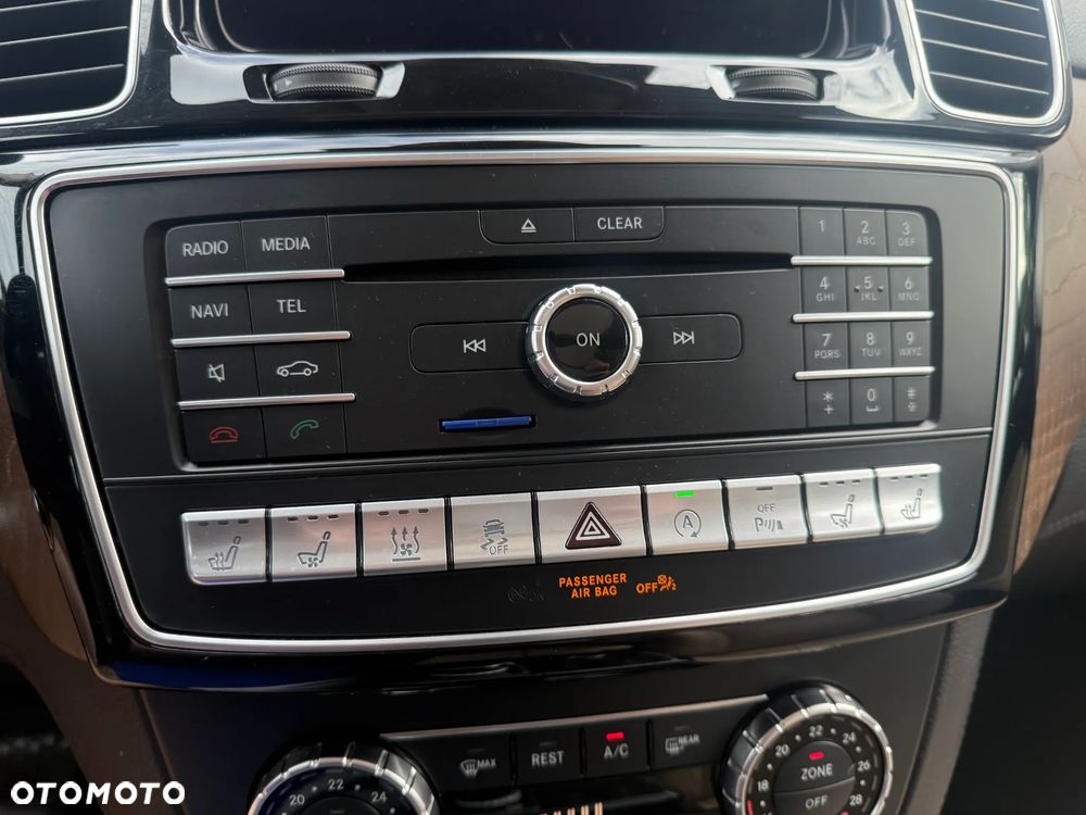 Mercedes-Benz GLS - 15