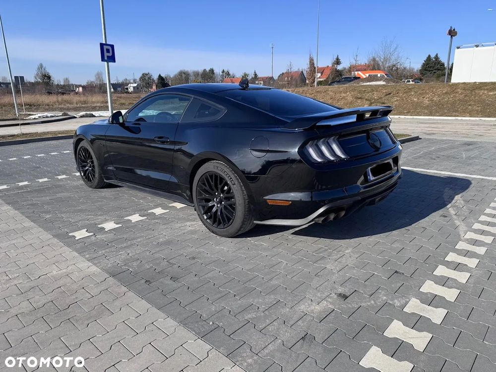 Ford Mustang - 7