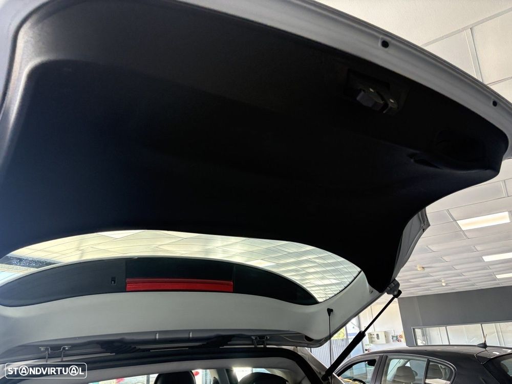 Fiat 500X 1.3 MJ City Cross S&S - 18