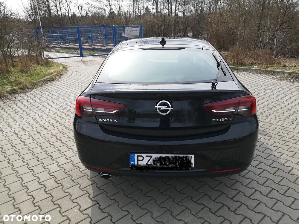 Opel Insignia 2.0 CDTI Exclusive S&S - 11