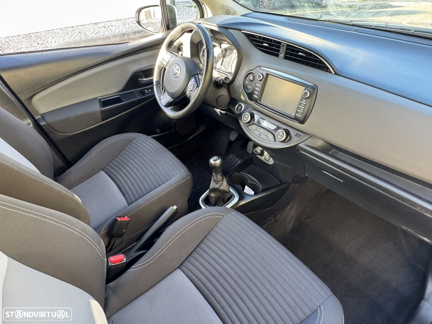 Toyota Yaris 1.0 VVT-i Comfort - 14
