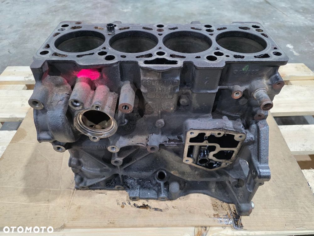 BLOK SILNIKA AUDI VOLKSWAGEN SEAT SKODA 2.0 TDI CBA 1/26 - 3