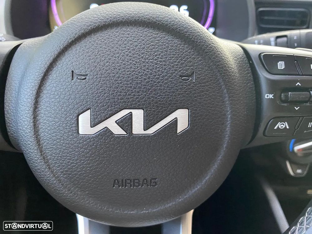Kia Stonic 1.2 MPi Dynamic - 17