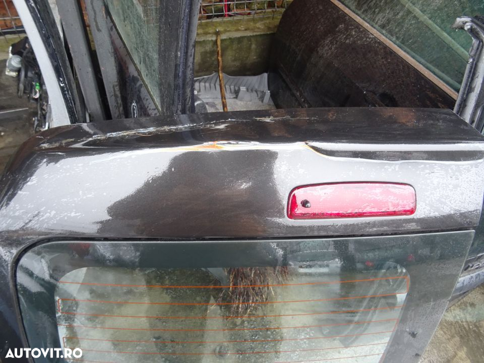 Vand Usa Haion Dreapta-Stanga Dacia Logan din 2010 fara rugini - 4