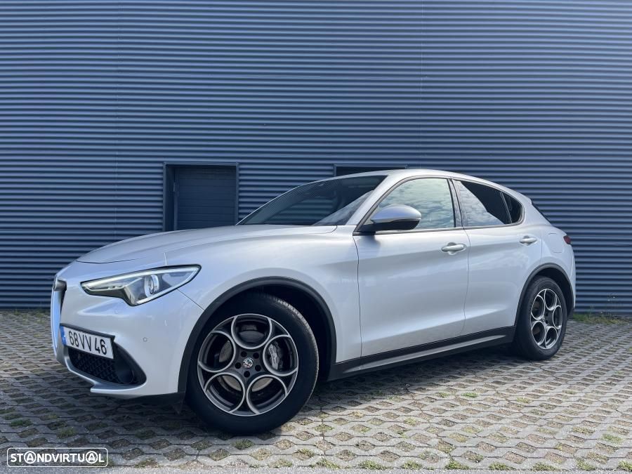 Alfa Romeo Stelvio 2.2 D Super AT8 - 32