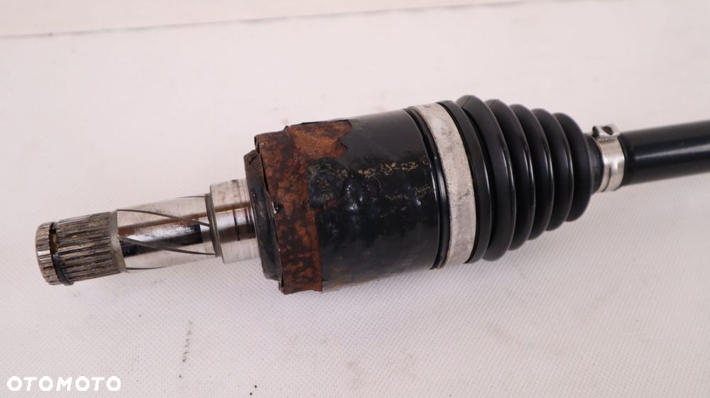 LAND ROVER DISCOVERY SPORT L550 2.2 D PÓŁOŚ PRAWA TYŁ - 2