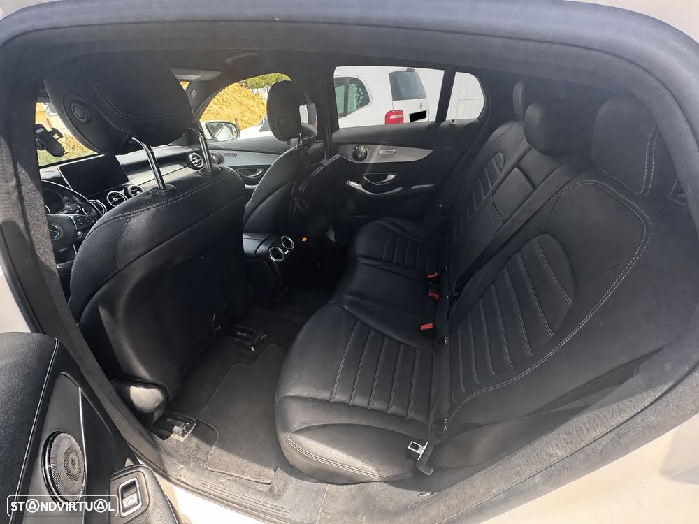 Mercedes-Benz GLC 220 d 4Matic 9G-TRONIC AMG Line - 8