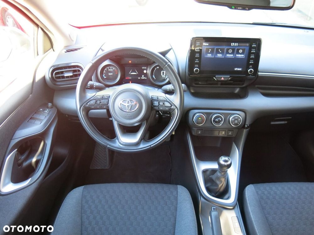 Toyota Yaris - 4