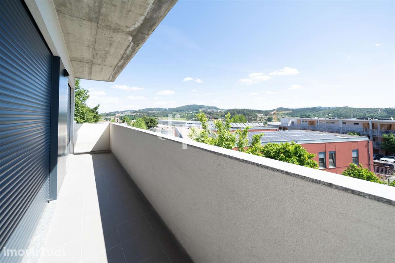 Excelente Apartamento T2 a apenas 12 minutos de Guimarães - Grande imagem: 4/19