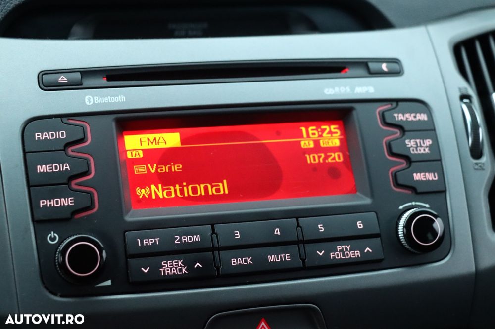 Kia Sportage 1.6 GSL MT 4x2 PREMIUM - 19