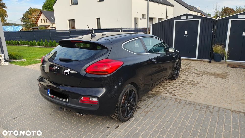 Kia Ceed - 5