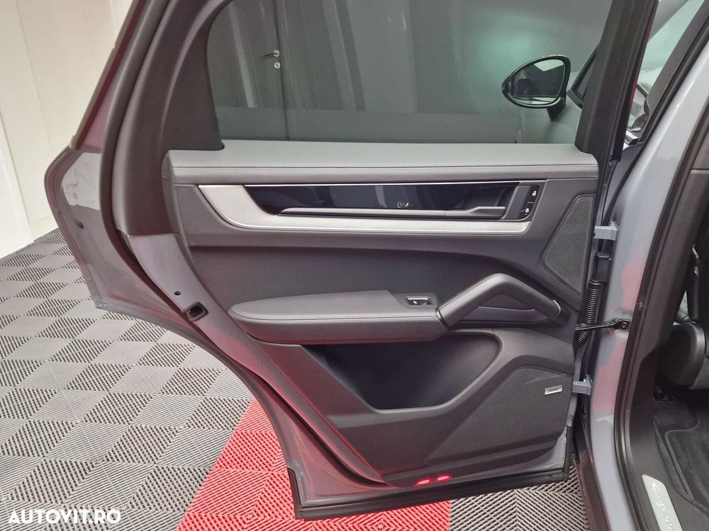 Porsche Cayenne Coupe S Tiptronic S - 11