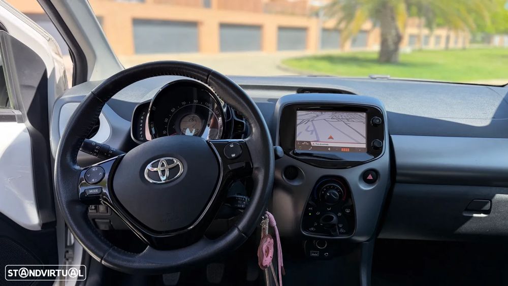 Toyota Aygo 1.0 X-Play - 19