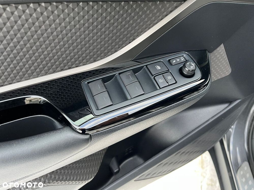 Toyota C-HR 1.8 Hybrid Executive - 23