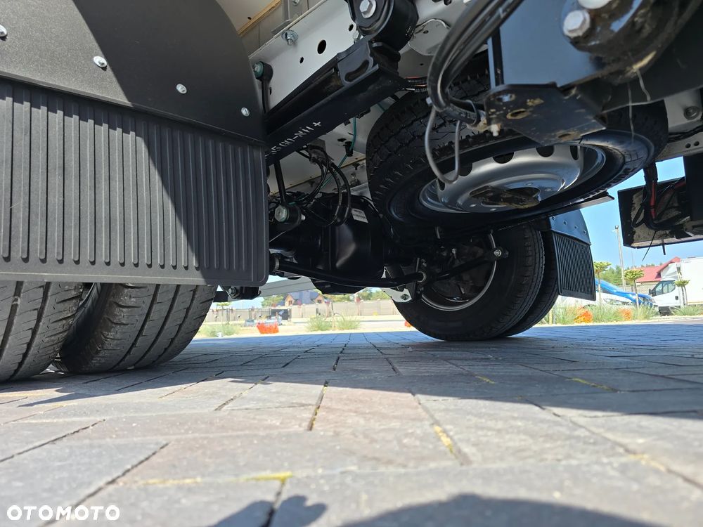 Ford TRANSIT 350-170 IZOTERMA WINDA 750Kg 48 Tyś Km SERWIS ASO FORD DO OSTATNIEGO Km SALON PL STAN JAK NOWY TEMPOMAT KLIMA ELKTRYKA ASYSTEN KIEROWCY WZMOCNIONE TYLNE ZAWIESZENIE RESOR + PODUSZKI PNEŁMATYCZNE - 25