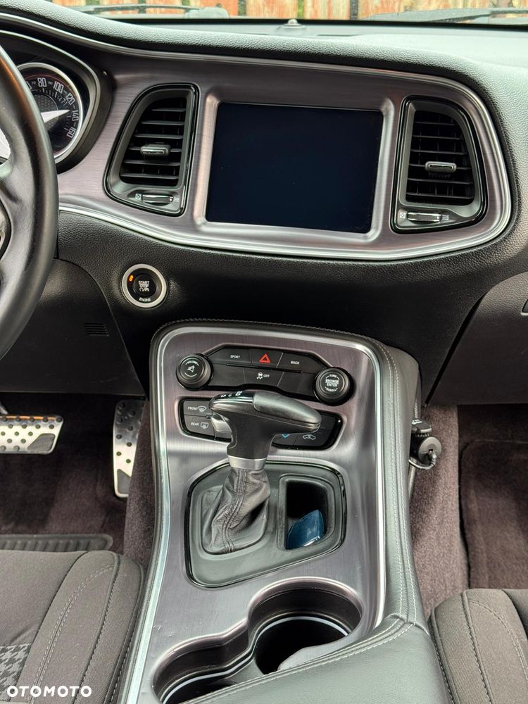 Dodge Challenger Automatik SXT Plus - 13